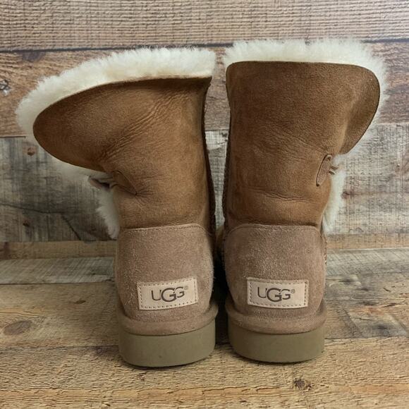 UGG Classic Bailey Button II Chestnut Tan Ankle Boots Booties Size 5 - Picture 5 of 13
